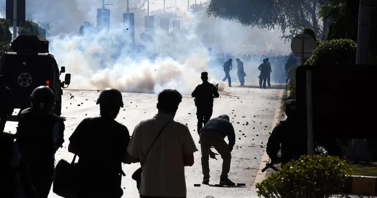 Violentos enfrentamientos en Islamabad dejan dos muertos y varios heridos