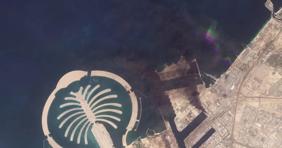 Incendio en centro de datos de Amazon en Emiratos tras ataques iraníes