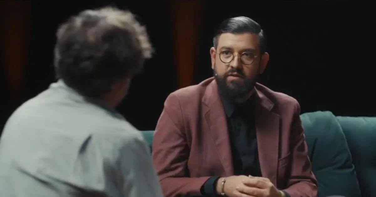 Manu Sánchez aboga por la sanidad pública en un emotivo encuentro con Jordi Évole