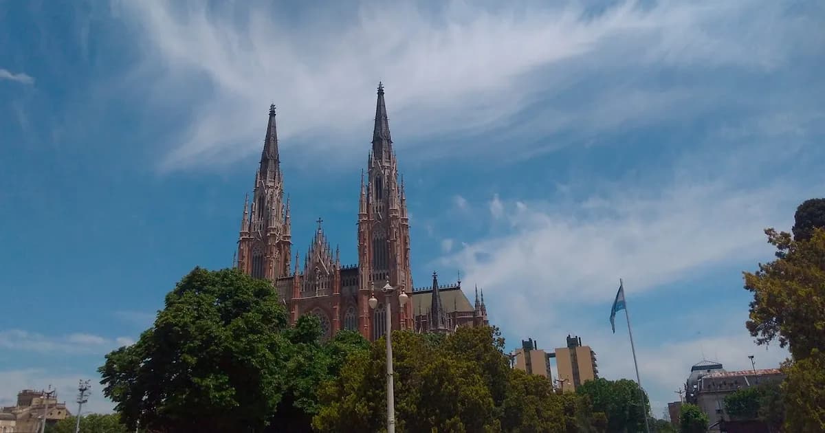 Pronóstico del clima para hoy en La Plata: calor y posibles lluvias nocturnas