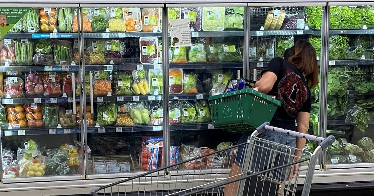 Tribunal obliga a Dinosol a permitir adaptación de jornada para trabajador con dependientes