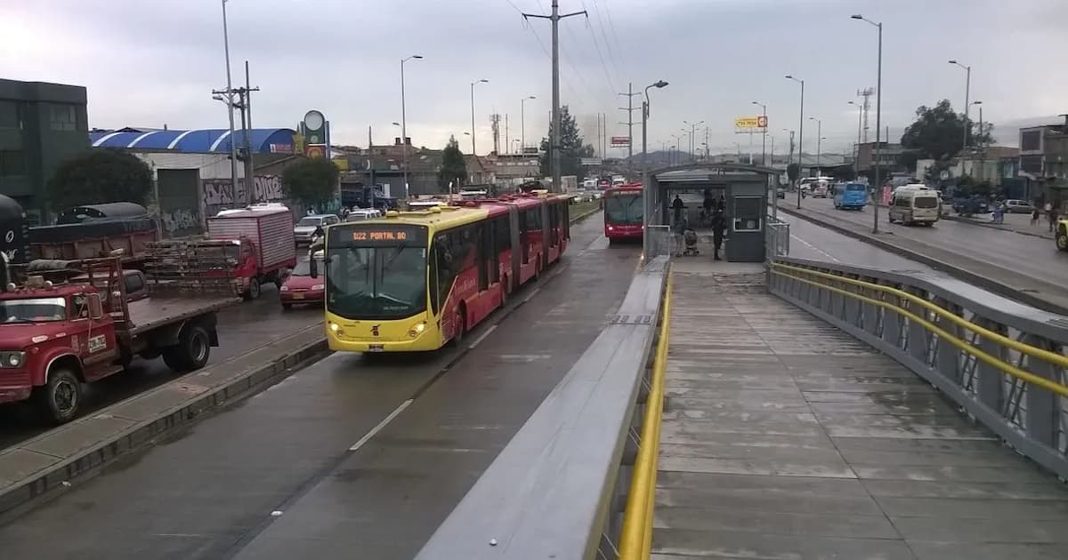 Agresión a funcionaria de Transmilenio reaviva debate sobre seguridad en el sistema