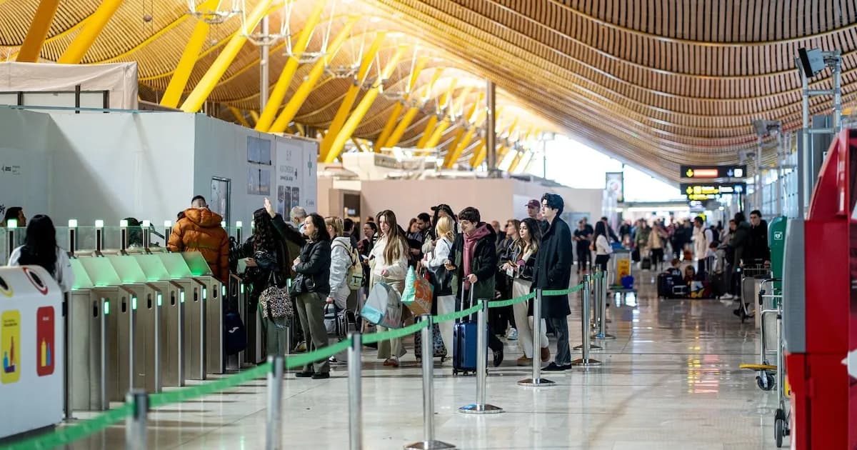Agencias de viajes intensifican asistencia a pasajeros por cierre de rutas en Oriente Medio