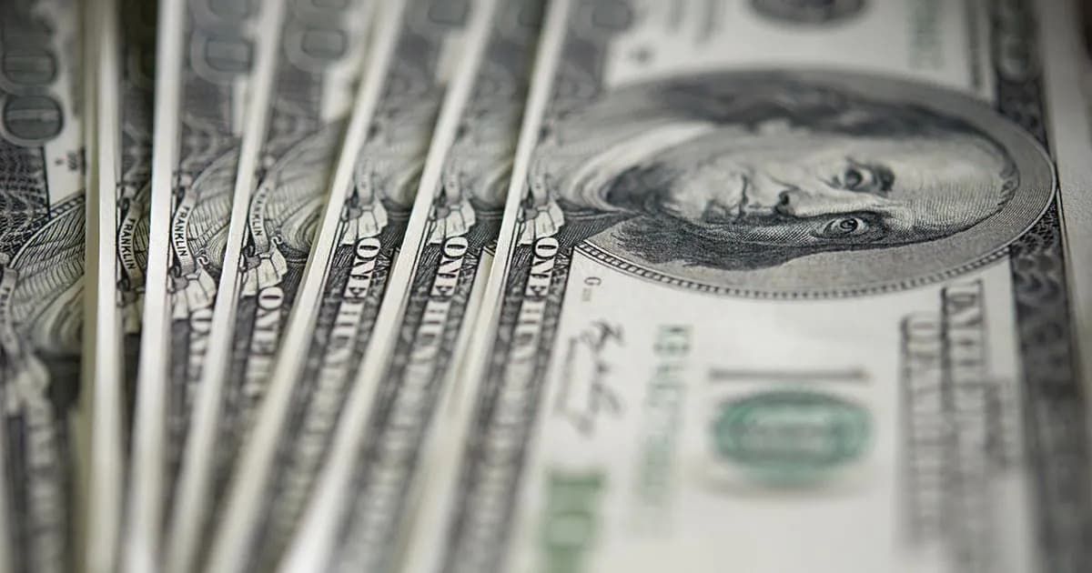 El dólar oficial supera los $1.400 en un clima de incertidumbre económica