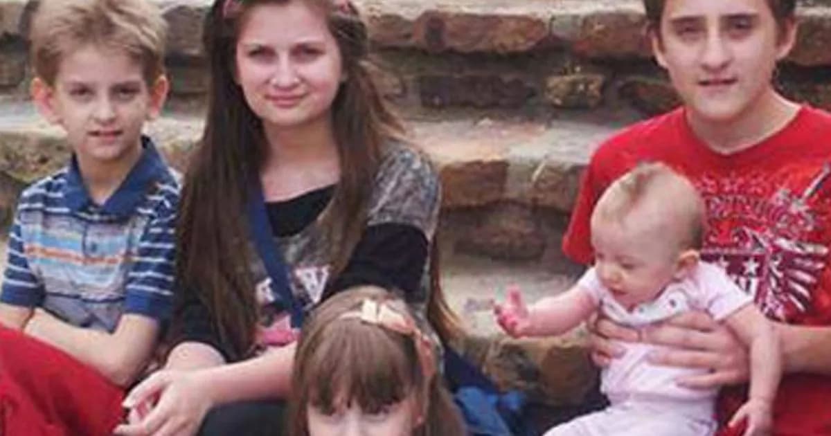 Un trágico caso de hermanos parricidas: la búsqueda de fama que llevó a la violencia