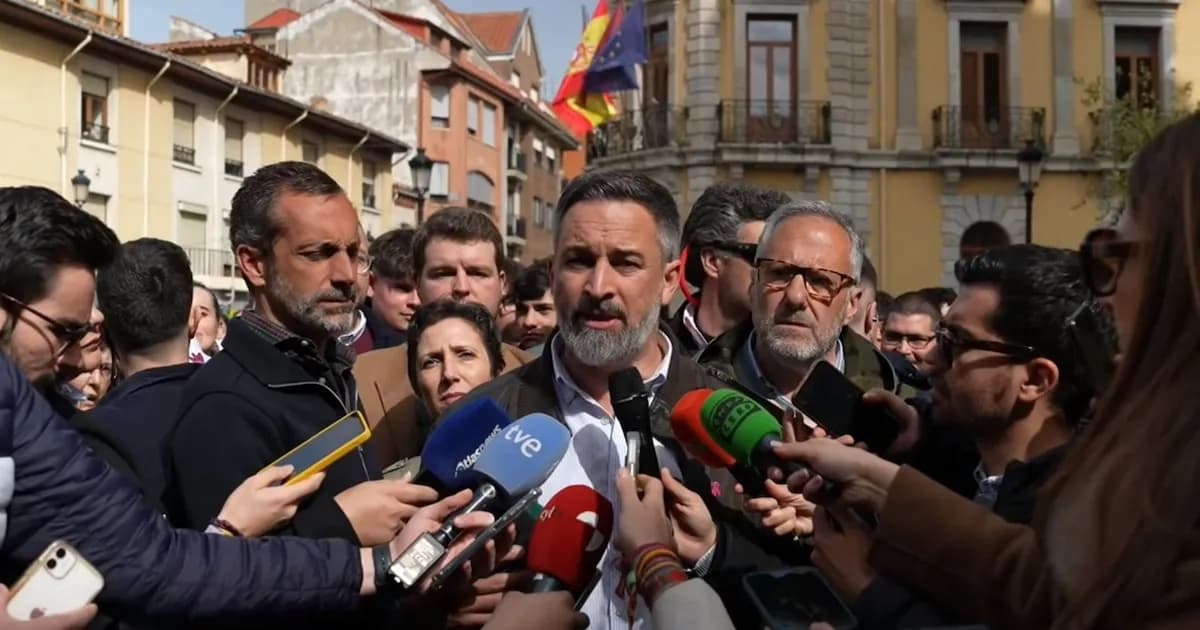Abascal critica la política exterior de Sánchez por riesgos para España