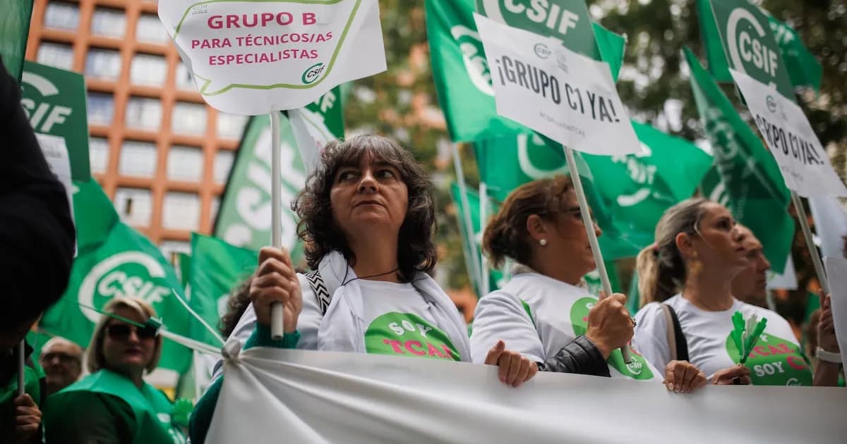 Protesta del CSIF ante el Ministerio de Sanidad por crisis en la AEMPS