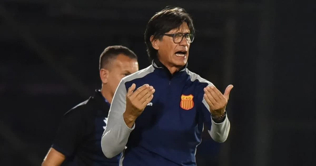 Ángel Comizzo, el primer técnico destituido en la Liga 1 2026, se despide ante FC Cajamarca