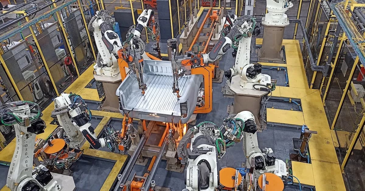 La producción automotriz creció en febrero, pero sigue un 30% por debajo de 2025