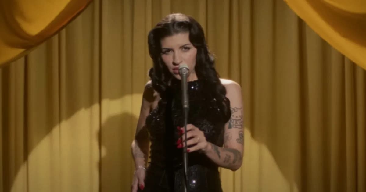 Cazzu se pronuncia sobre críticas y la presión del espectáculo en una reciente entrevista