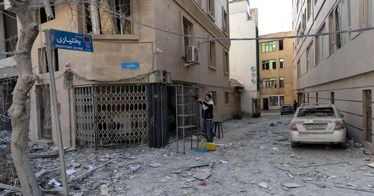 Israel intensifica ataques aéreos contra Teherán, dejando más de mil víctimas