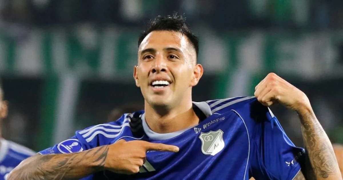 Rodrigo Contreras brilla en Millonarios con un gol desde mitad de cancha