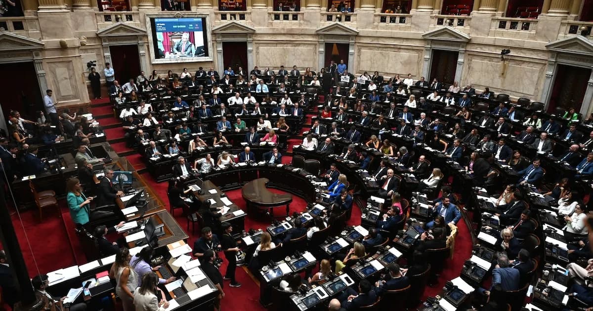 Reforma laboral: cambios en vacaciones, despidos y banco de horas en debate