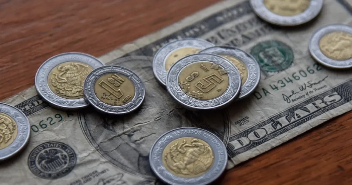El dólar se fortalece ante el peso mexicano en medio de tensiones internacionales