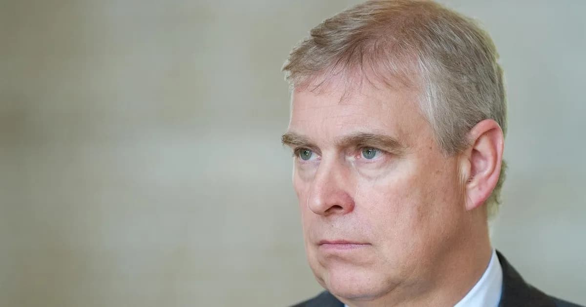 Andrés de Inglaterra queda en libertad tras más de diez horas de detención en Reino Unido