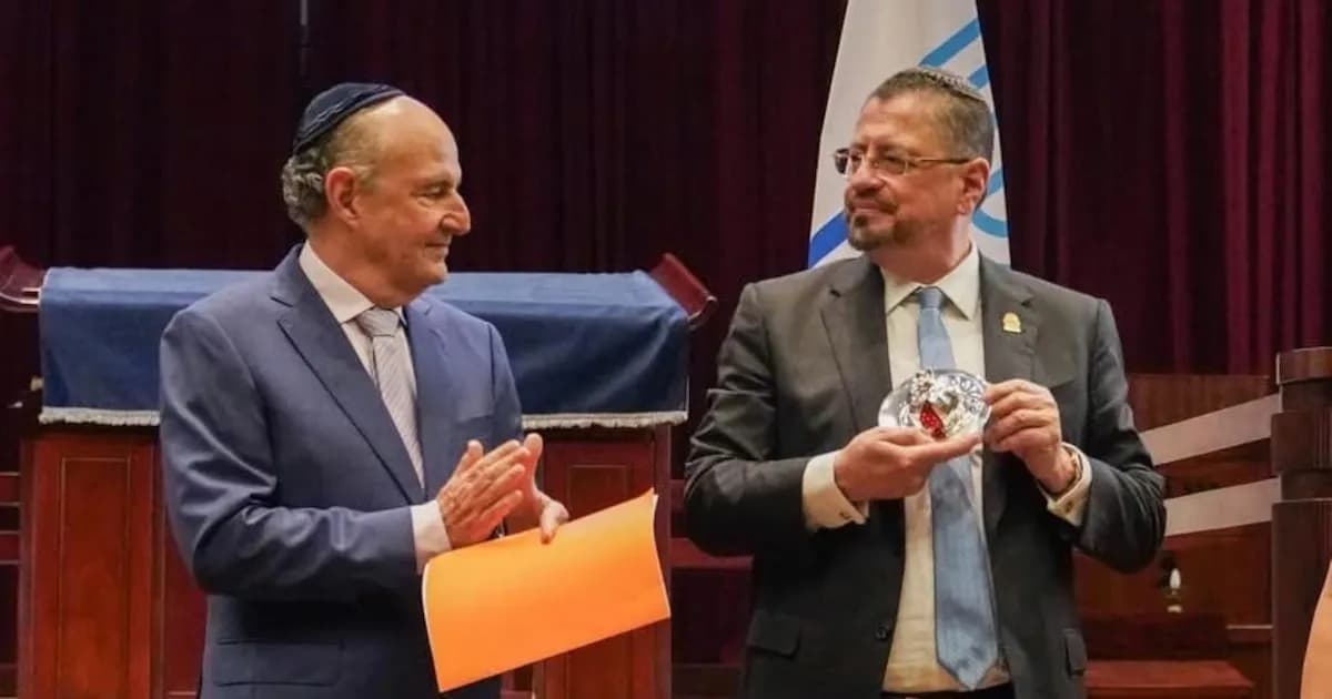 Rodrigo Chaves recibir premio Tikvá y anunciará oficina comercial en Jerusalén