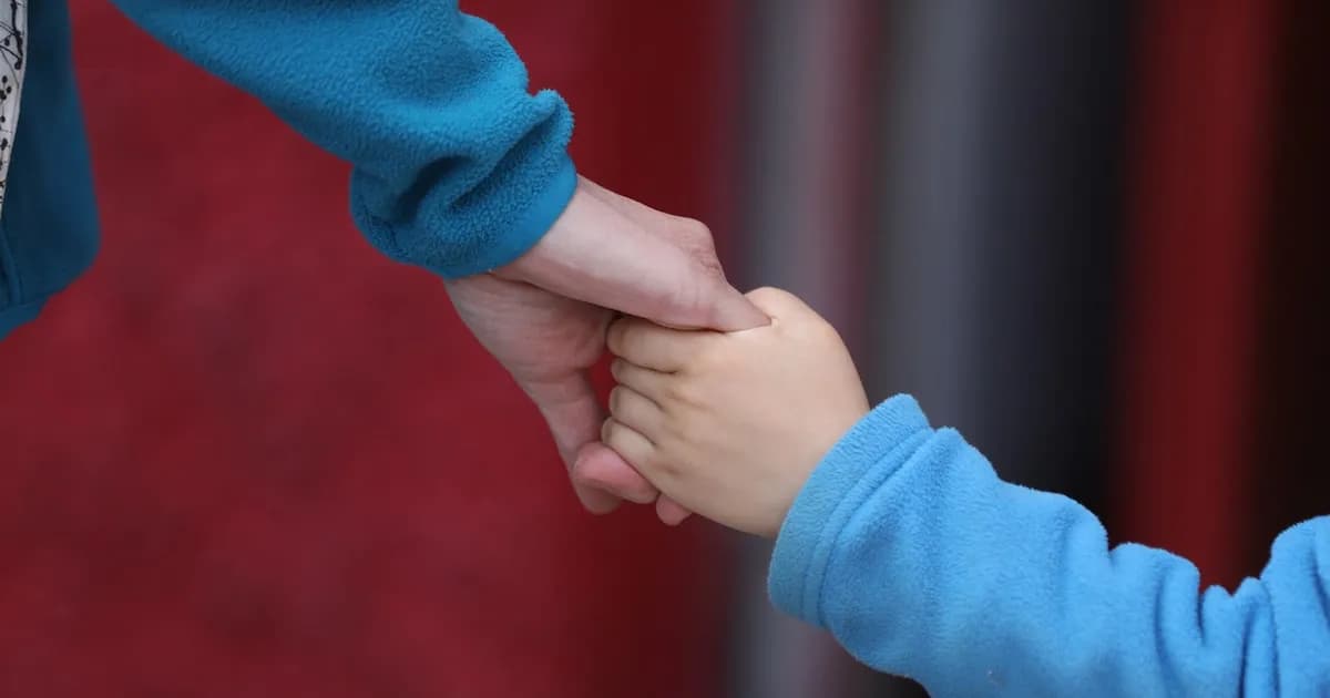 Futbol: Condenaron a un empleado municipal y hermano de un reconocido futbolista por abusar de la hija de su ex pareja