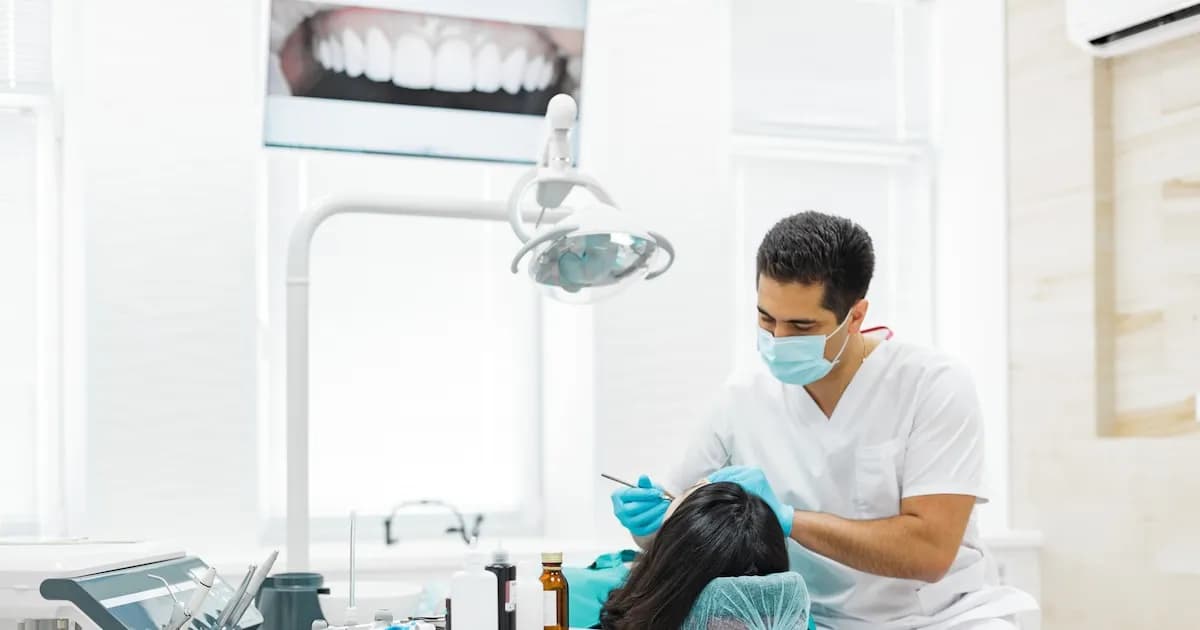 Aumento en la demanda de dentistas en el Reino Unido por envejecimiento poblacional