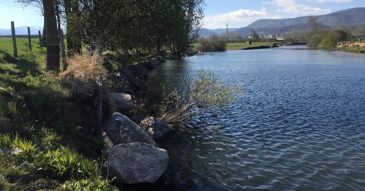Alerta por crecidas en ríos del Ebro por intensas lluvias