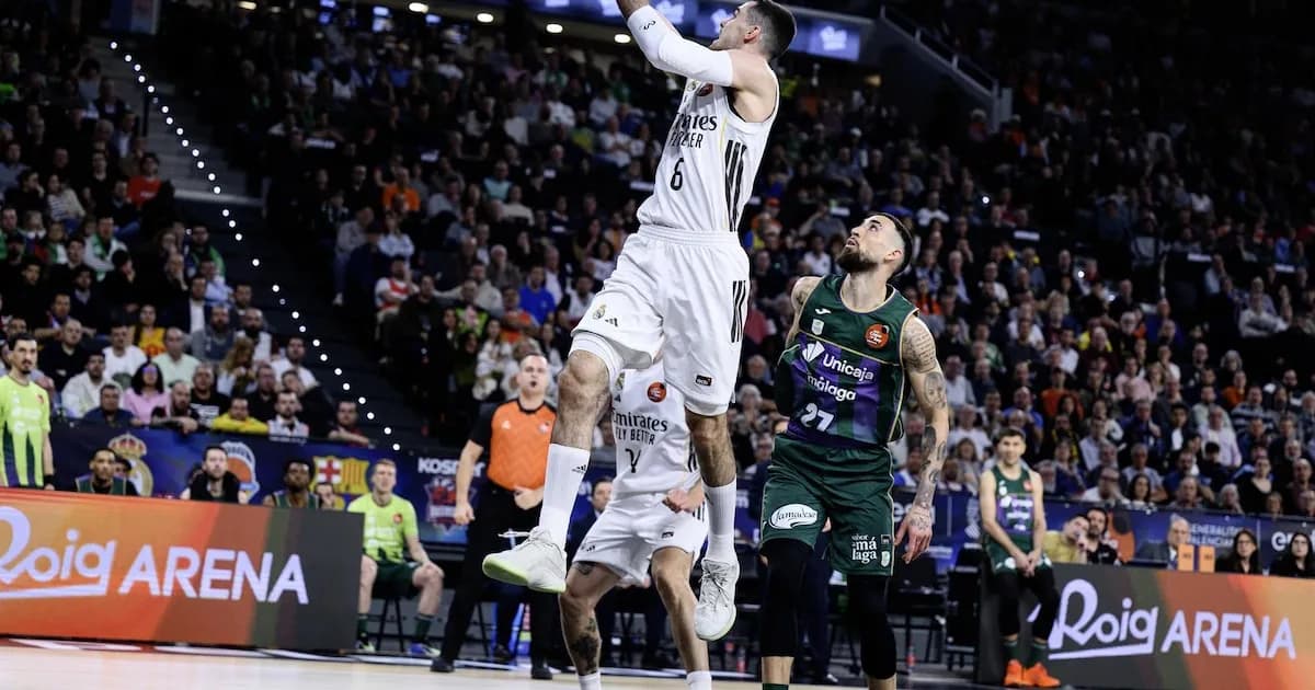 El Real Madrid arrasa a Unicaja y avanza en la Copa del Rey de baloncesto