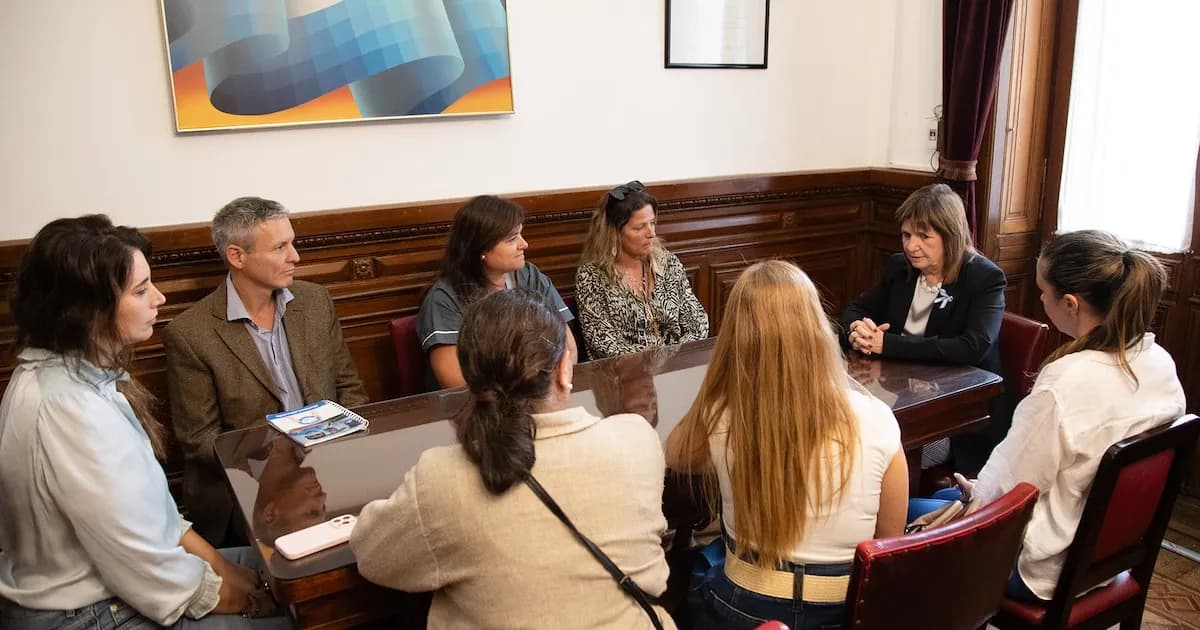 Patricia Bullrich se reunió con la familia de Germán Giuliani, el último argentino detenido en Venezuela