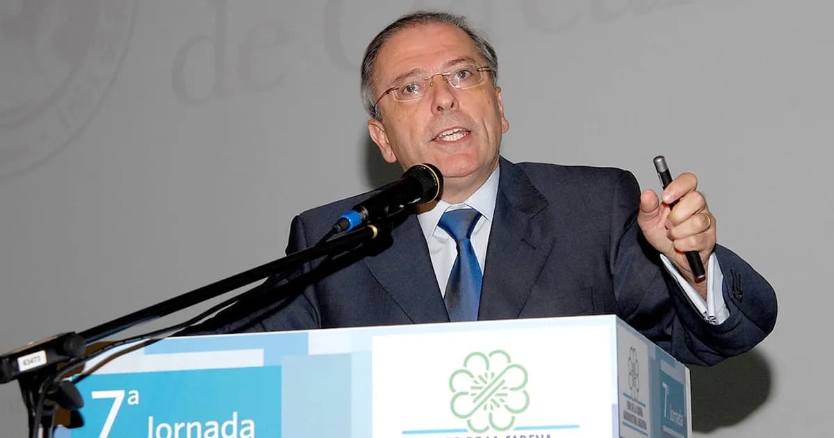 Aumento del petróleo podría impactar en los combustibles argentinos, advierte ex ministro Montamat