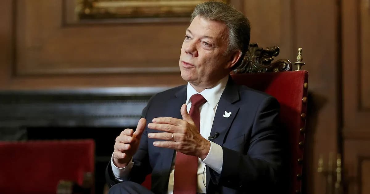 Juan Manuel Santos se defiende de acusaciones y llama a votar con criterio en Colombia