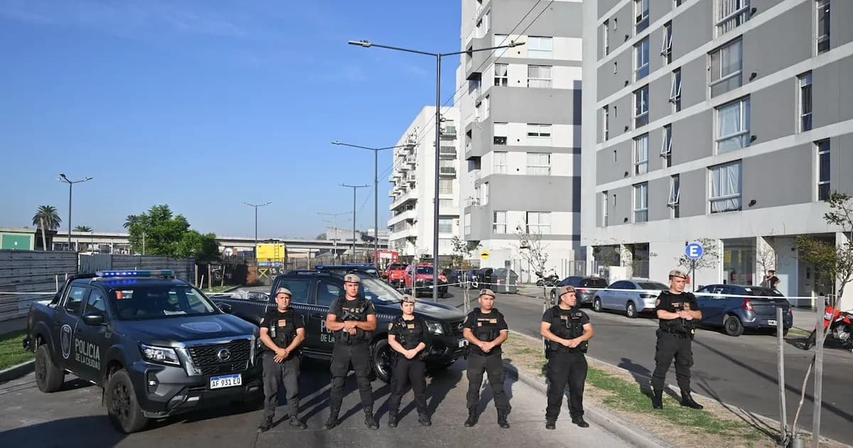 Derrumbe en Parque Patricios: vecinos podrán recuperar pertenencias esenciales de manera coordinada