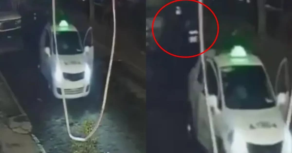 Policías de CDMX empujan taxi con dos cadáveres hacia Naucalpan