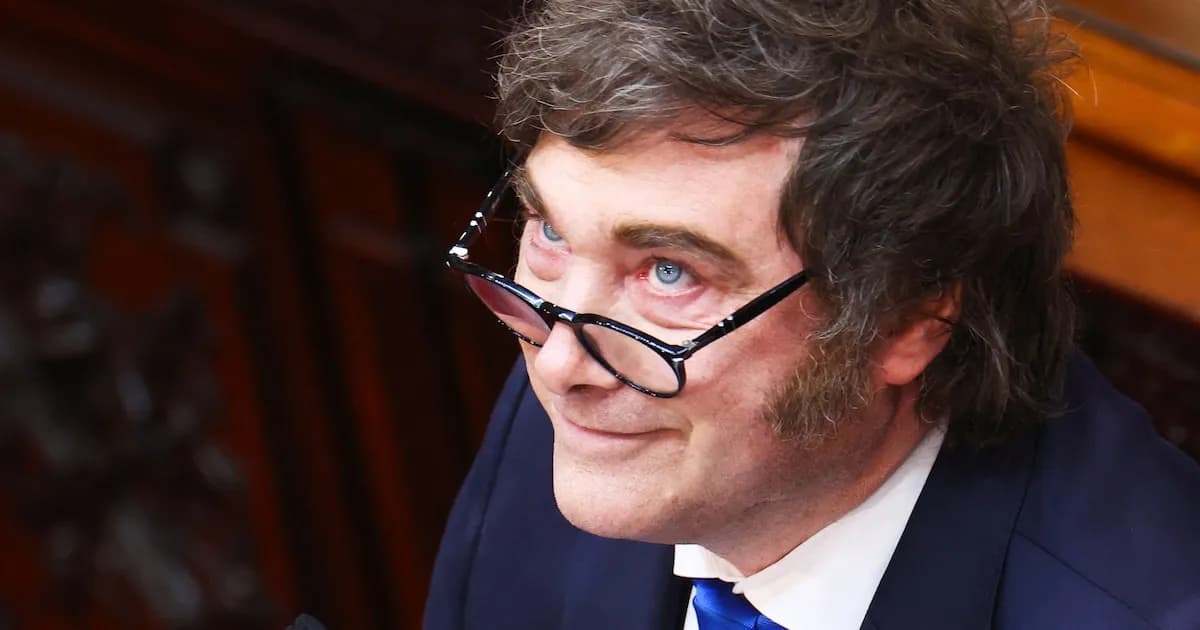 Milei se enfoca en la reelección y reitera su confrontación con el kirchnerismo