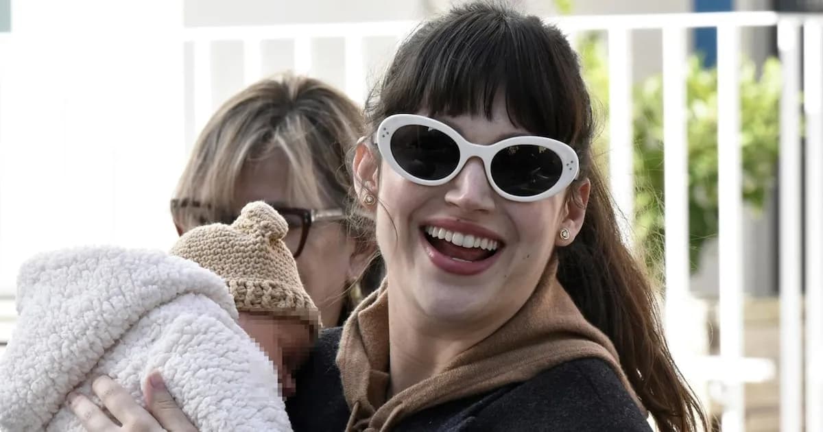 Úrsula Corberó comparte su felicidad como madre por primera vez con su hijo Dante
