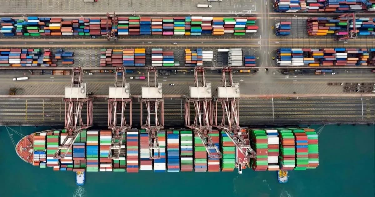 Aumentan costos y tiempos de envío por crisis en Medio Oriente y logística marítima