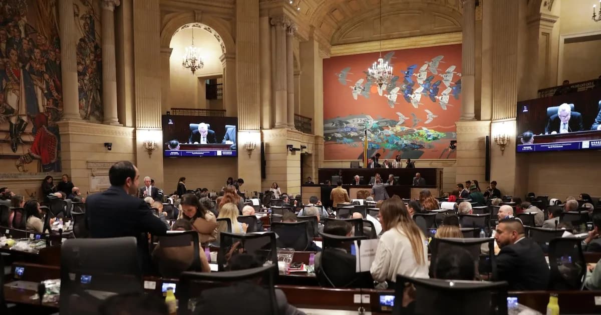 Cambios en el salario de congresistas colombianos: ingresos reducirán a $34,7 millones mensuales