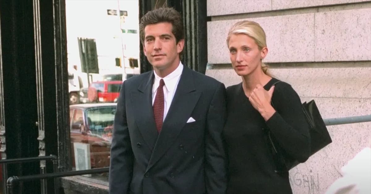 Subasta en Londres: 25 prendas icónicas de Carolyn Bessette-Kennedy al descubierto