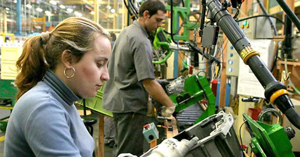 Desigualdades Laborales de Género en Argentina: Un Análisis Territorial