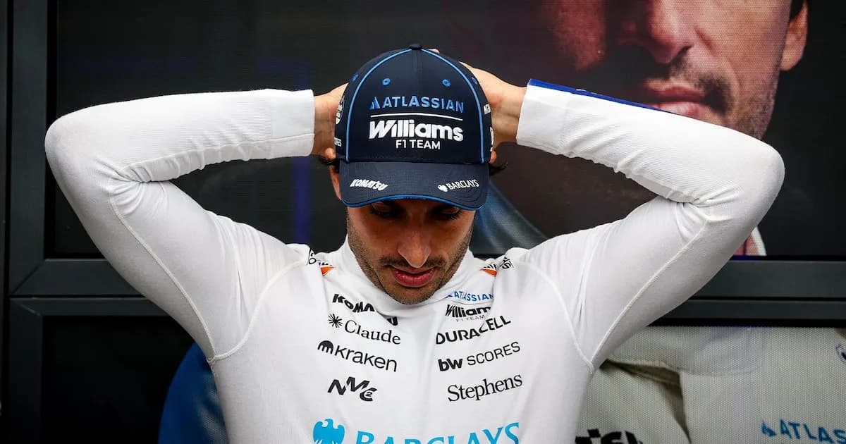 Carlos Sainz: "Tuve 30 vueltas a ritmo lento por problemas de aerodinámica"