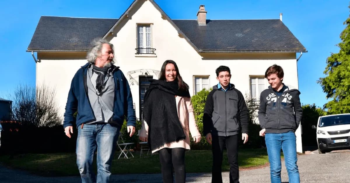 La innovadora convivencia intergeneracional en un pueblo francés