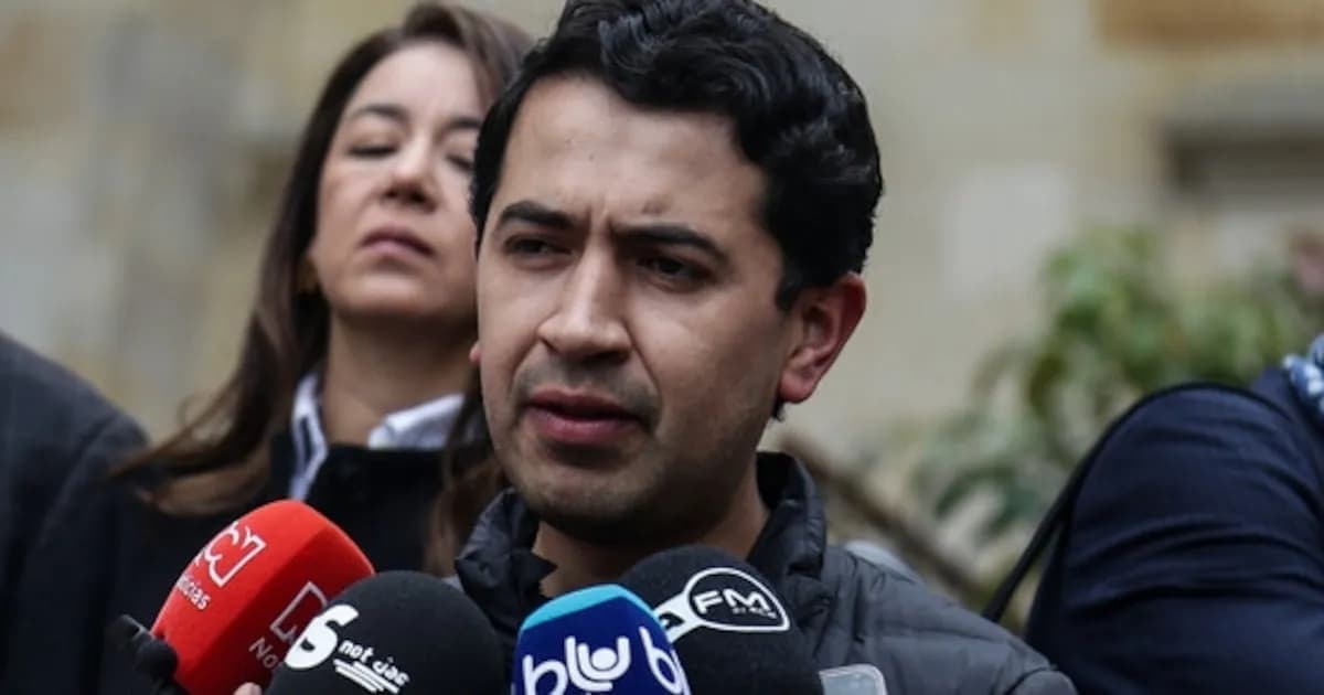 Daniel Briceño celebra su histórica votación en las elecciones de Colombia 2026