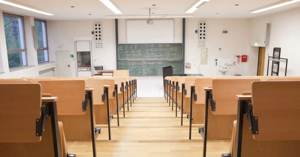 Becas Medrano: 900 euros mensuales para estudiar en otra universidad del país