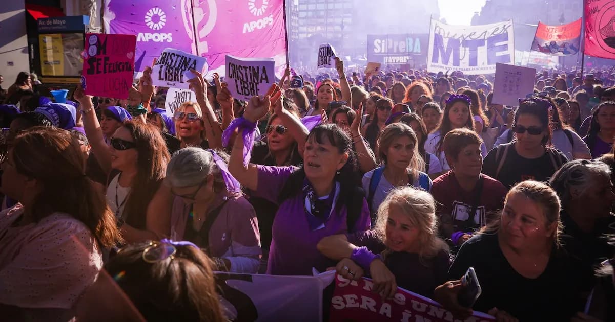 El 8M: Marchas masivas por el Día Internacional de la Mujer en todo el país