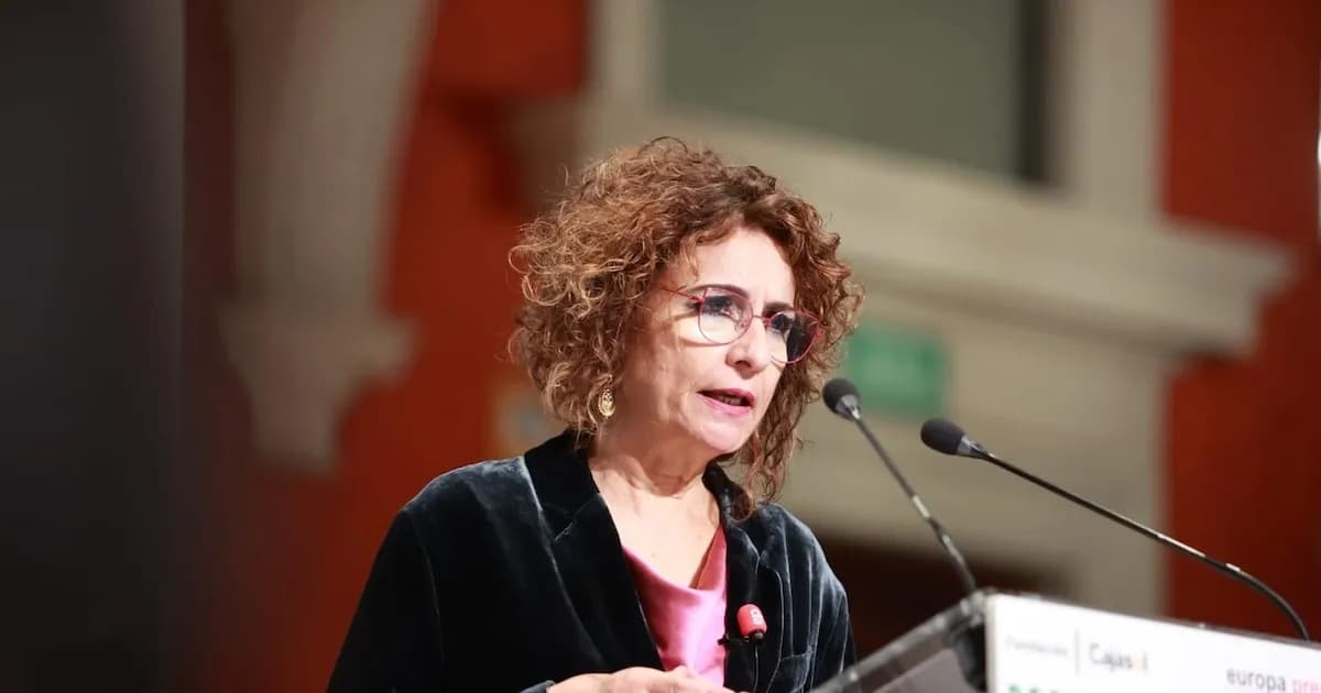 Montero garantiza agilidad en la entrega de ayudas por el temporal en Andalucía