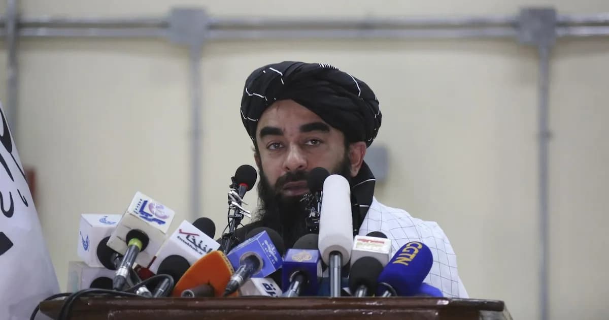 Talibanes niegan uso de rehenes y afirman que dialogan con EEUU sobre detenidos