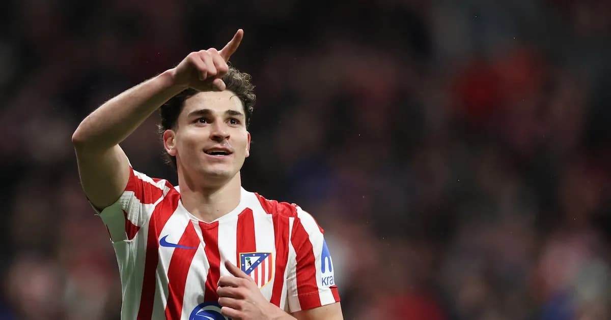 El interés del Barcelona por Julián Álvarez genera revuelo en el fútbol europeo