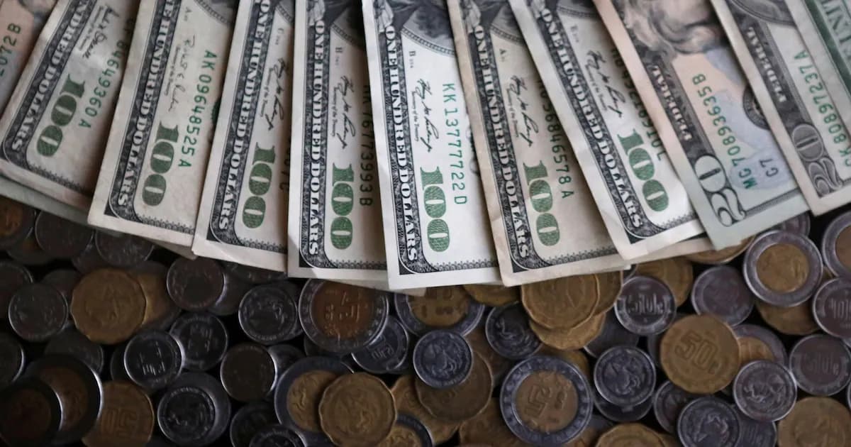 El peso mexicano se deprecia frente al dólar: análisis del cierre del 12 de marzo de 2026