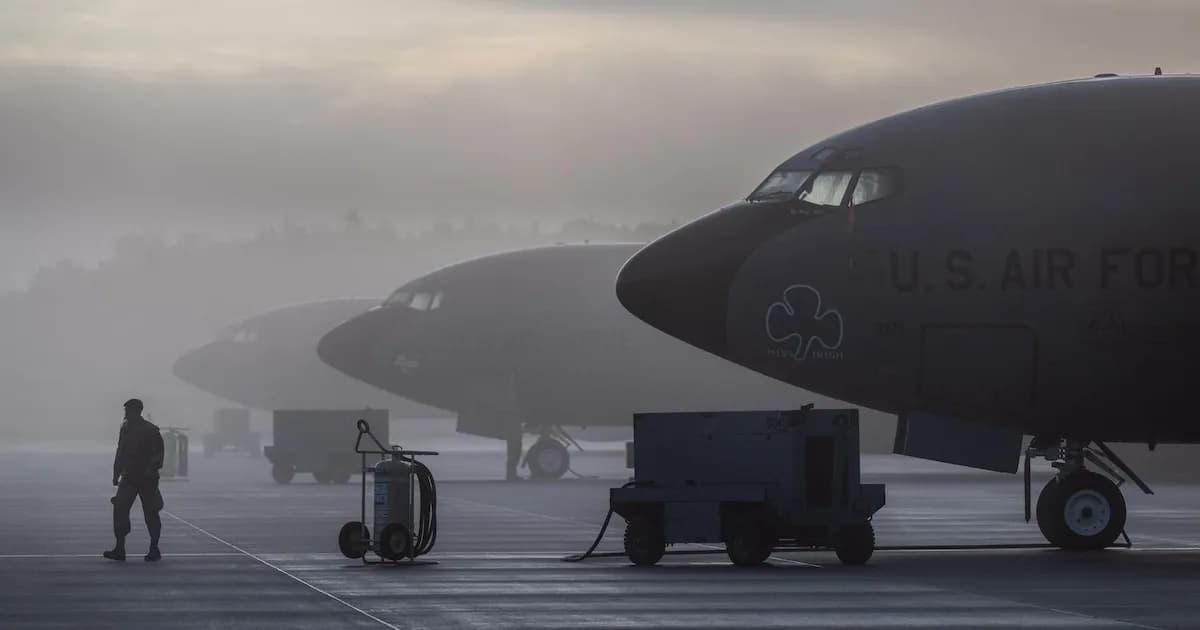 Milicias proiraníes en Irak afirman haber derribado avión cisterna de EE. UU.