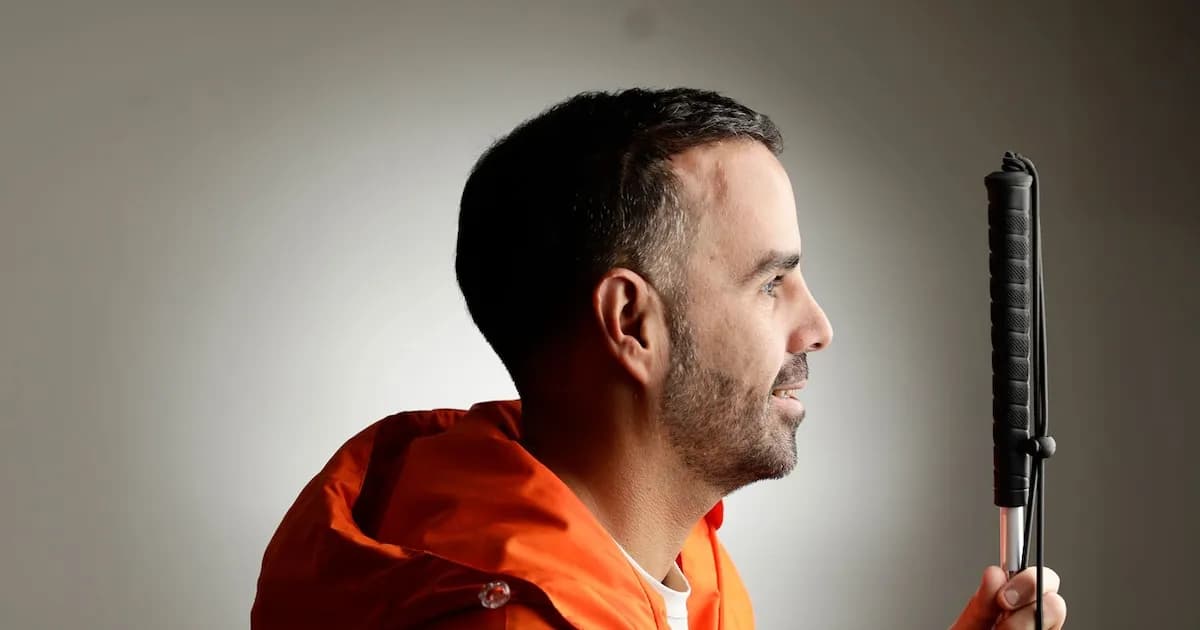 La increíble historia del triatleta ciego que desafía los límites en el Ironman 70.3 de El Salvador