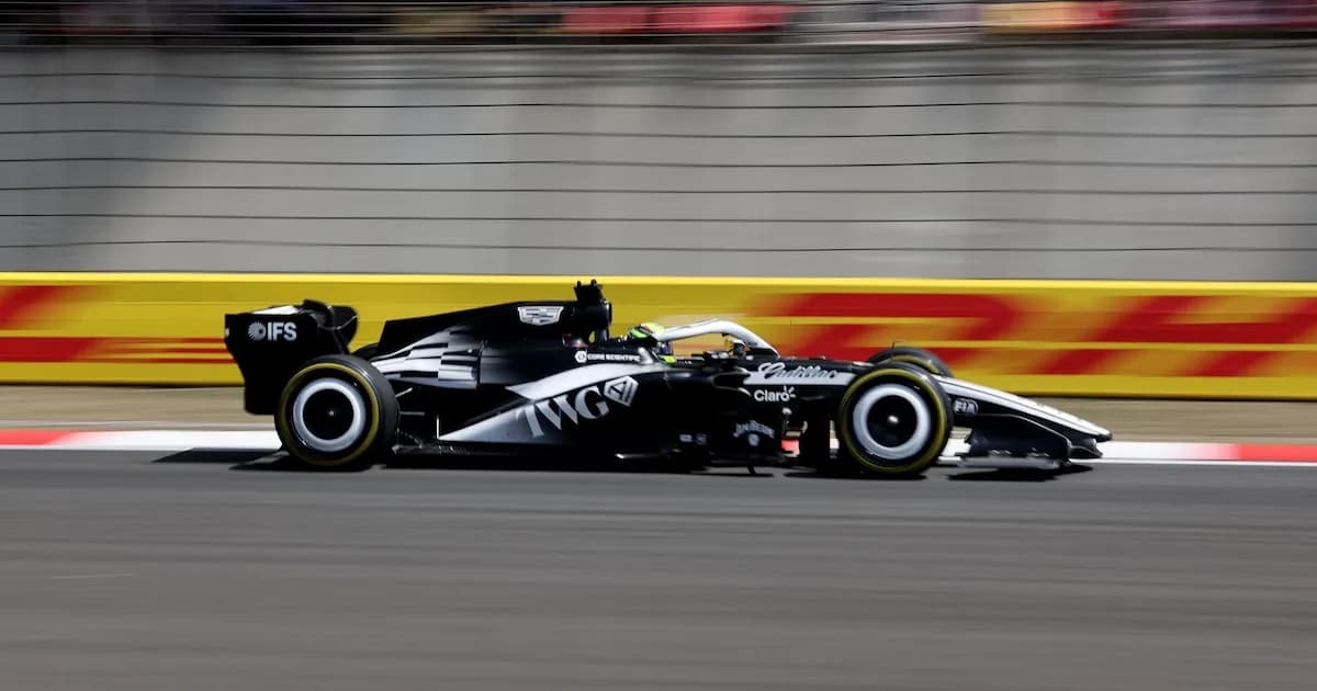 Checo Pérez finaliza en último lugar en la carrera Sprint del Gran Premio de China 2026