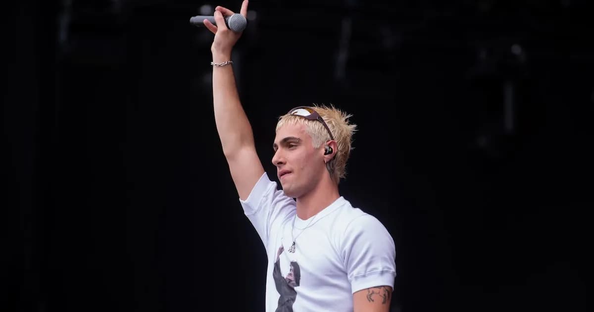 Tobika, Joaquina y Marttein brillan en el inicio del segundo día de Lollapalooza Argentina