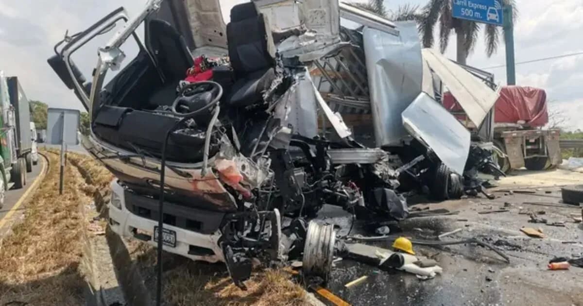 Tragedia en Guatemala: Accidente de tráiler deja tres muertos y caos en la autopista