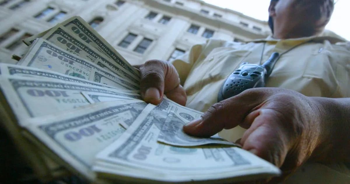 El dólar se encarece en Perú: el tipo de cambio cerró hoy en S/3,3630